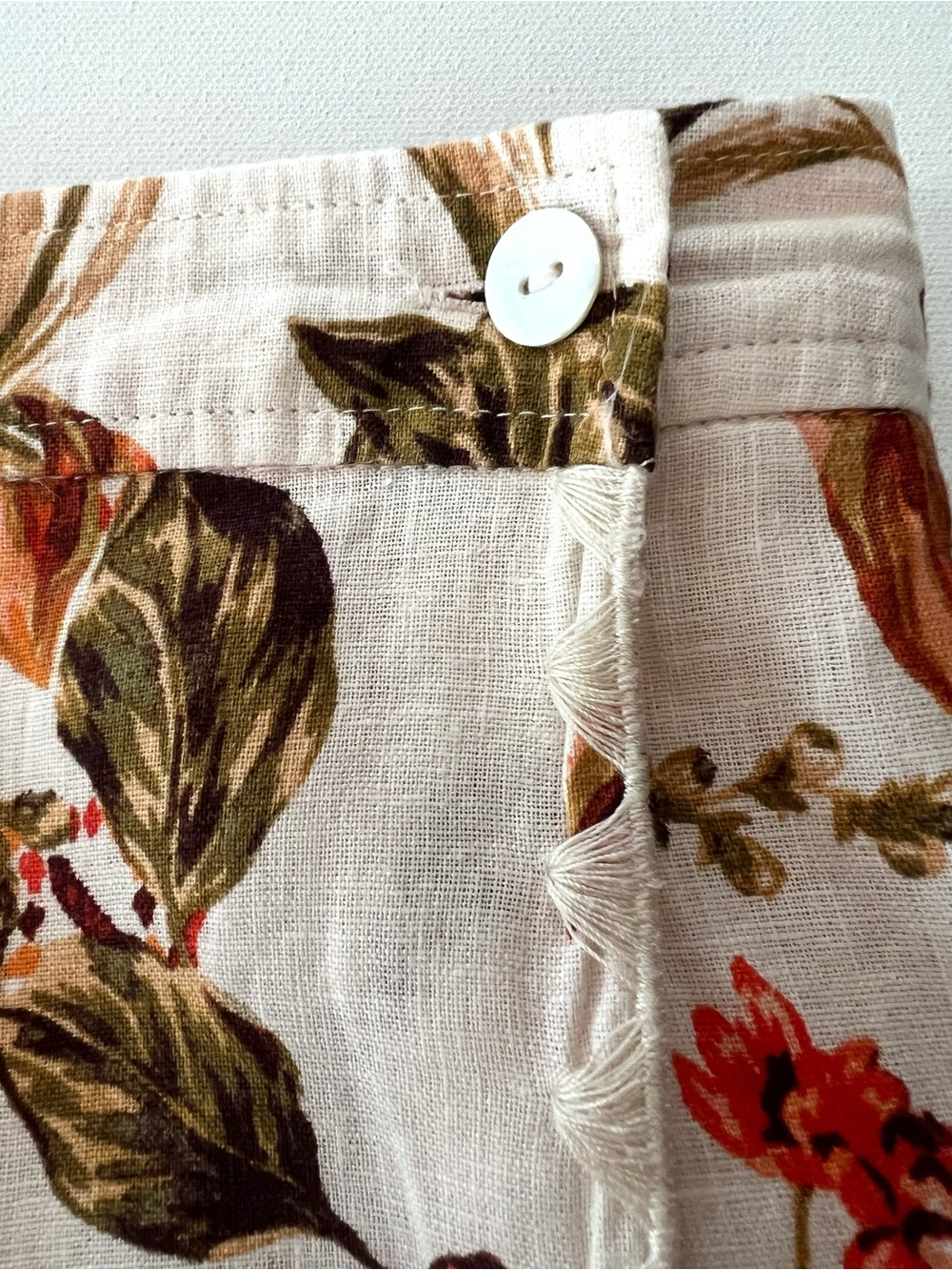 Joie Linen Midi Wrap Skirt in Floral Print Size Medium - Picture 8 of 10
